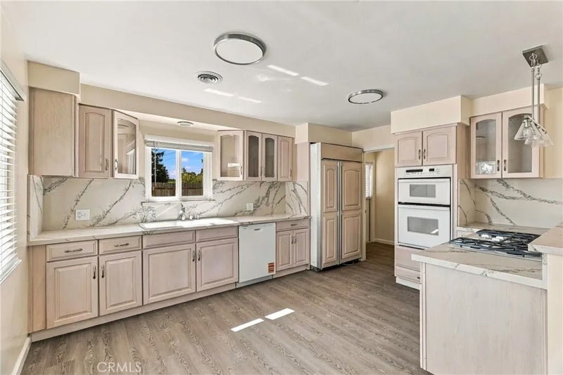 917 Elizabeth Court