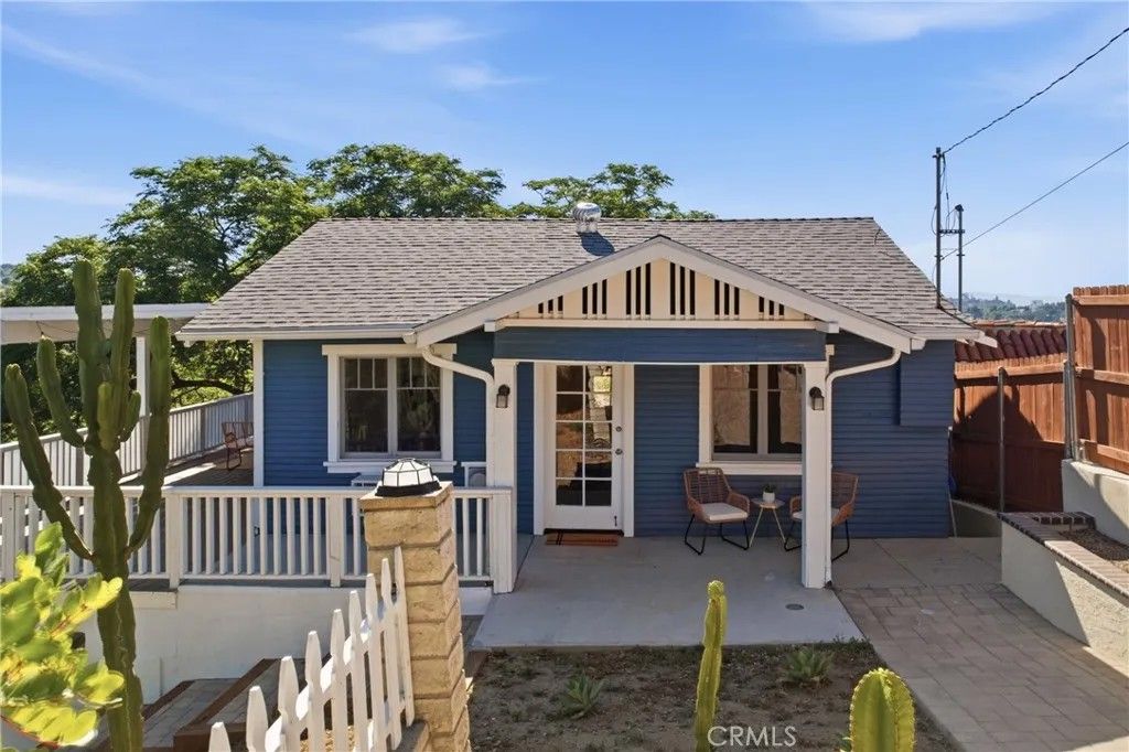 Photo of 4780 Hub ST, Los Angeles, CA 90042 (MLS # SR26103085)