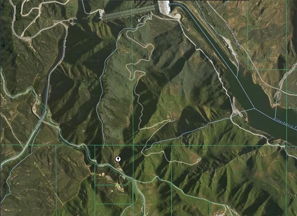 Photo of 0 Ridge Route Road, Castaic, CA 91384 (MLS # SR26135212)