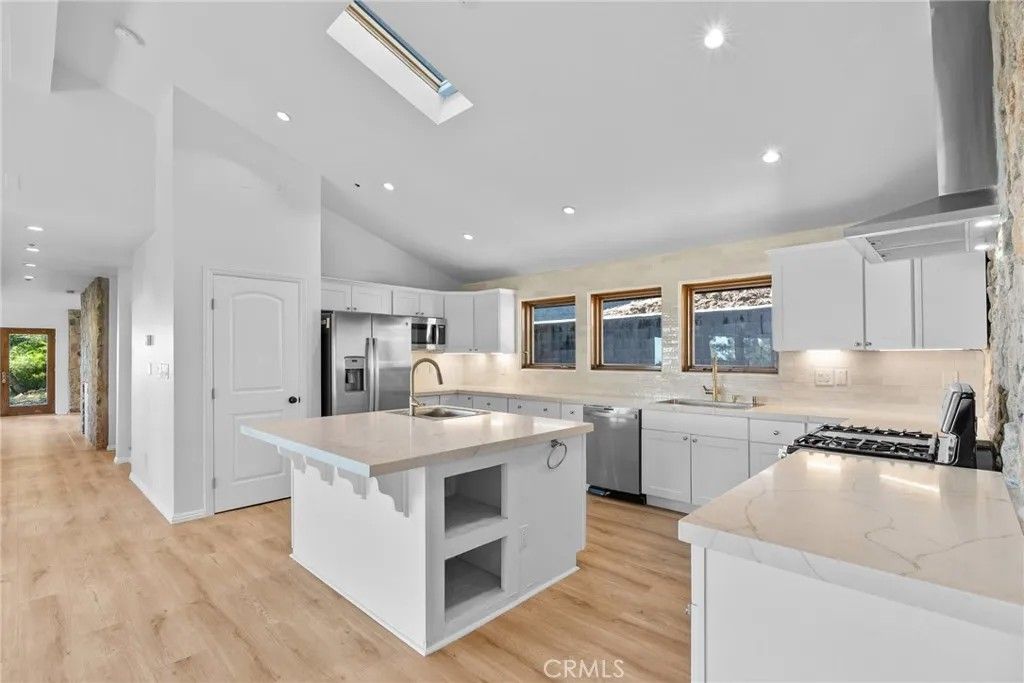 Photo of 51422 Partington Ridge, Big Sur, CA 93920 (MLS # SR26035536)