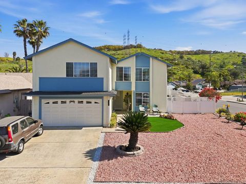 Photo of 13849 Gorrion Ct, El Cajon, CA 92021 (MLS # 260005291)