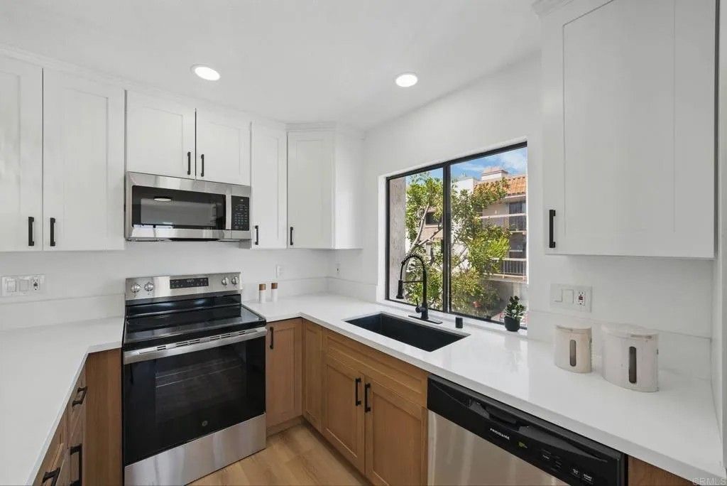 Photo of 1915 Via Las Palmas #32A, National City, CA 91950 (MLS # PTP2508140)