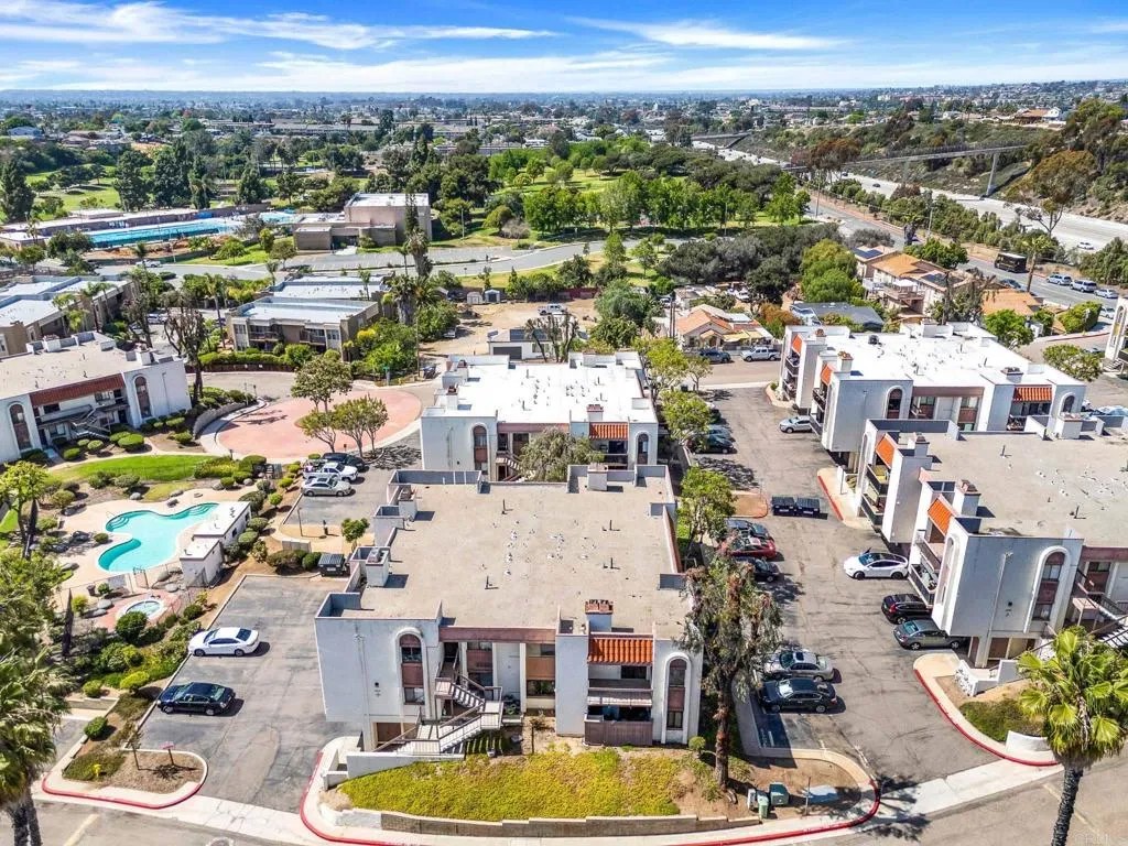 1915 Via Las Palmas 32A