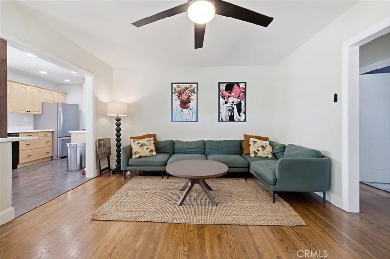 5528 Briercrest