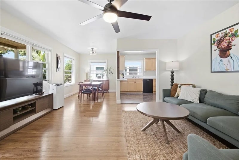 5528 Briercrest