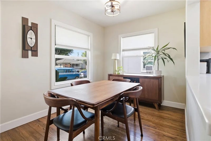 5528 Briercrest