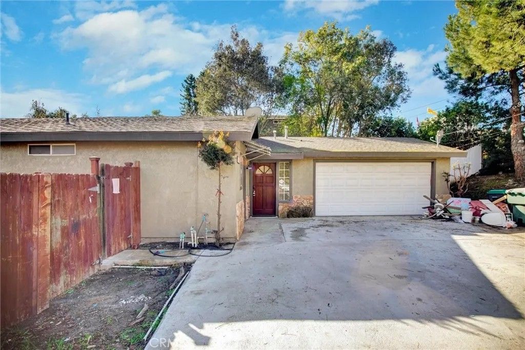 Photo of 19020 Diplomat Ave, Corona, CA 92881 (MLS # PW26043048)