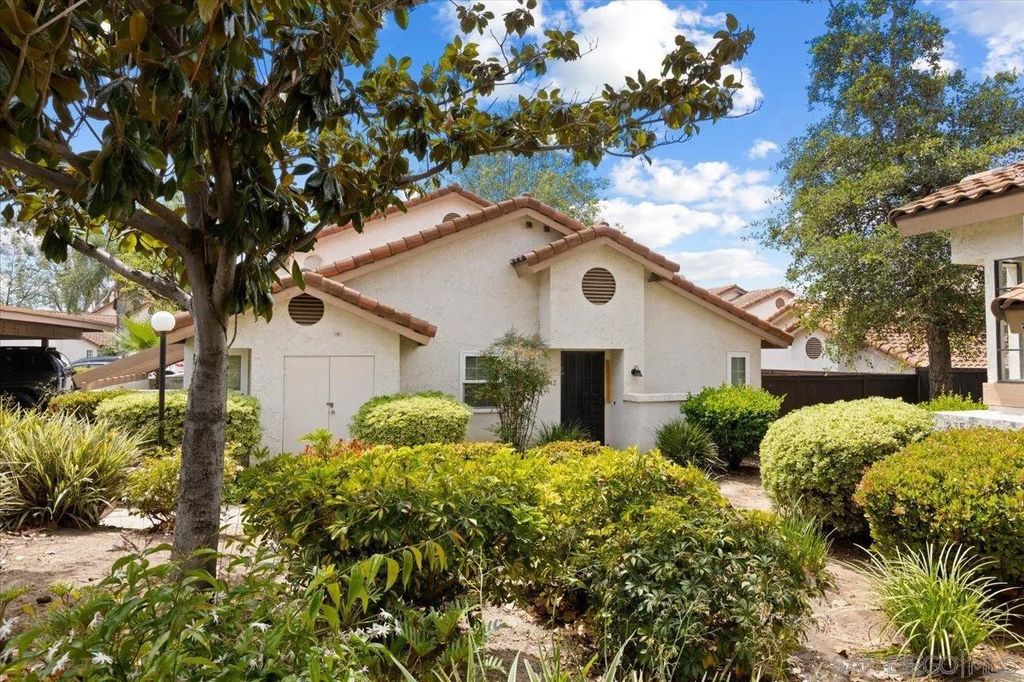 Photo of 1651 S Juniper St #242, Escondido, CA 92025 (MLS # 260008954)