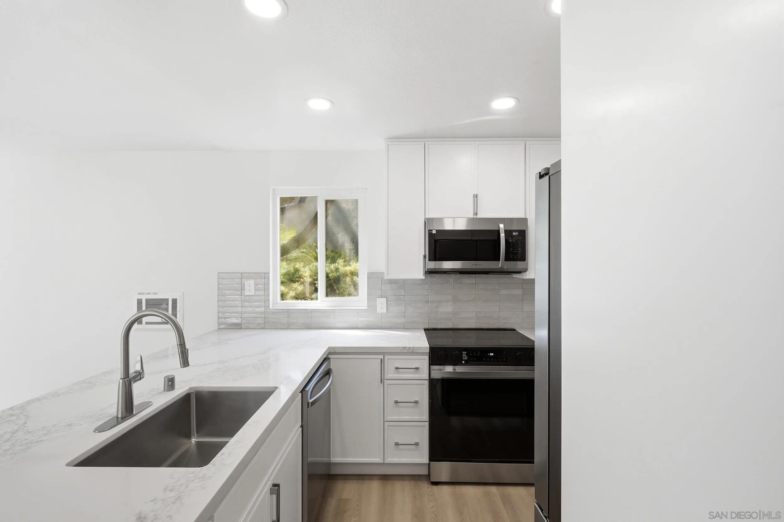 930 Via Mil Cumbres 151