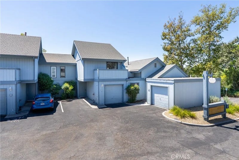 44 Sombrilla Court