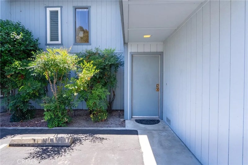 44 Sombrilla Court