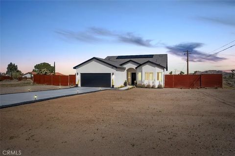 Photo of 3893 La Habra Ave, Yucca Valley, CA 92284 (MLS # OC26057124)