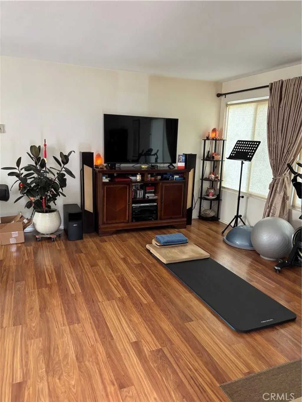 Photo of 3037 Via Vista, Laguna Woods, CA 92637 (MLS # OC26091695)