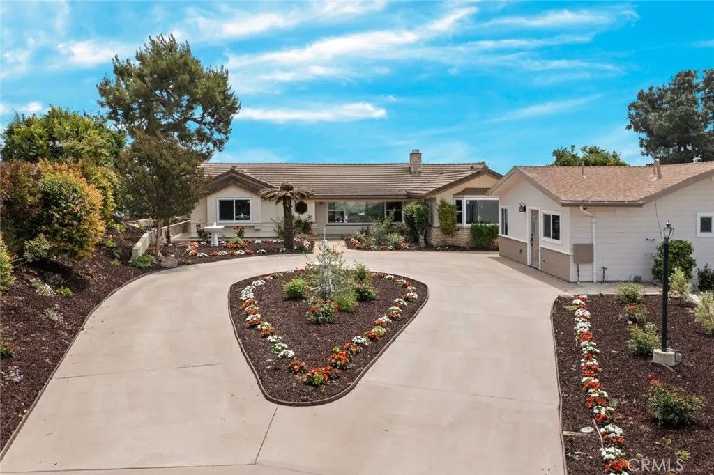 Photo of 858 Reposado Dr, La Habra Heights, CA 90631 (MLS # OC25266868)