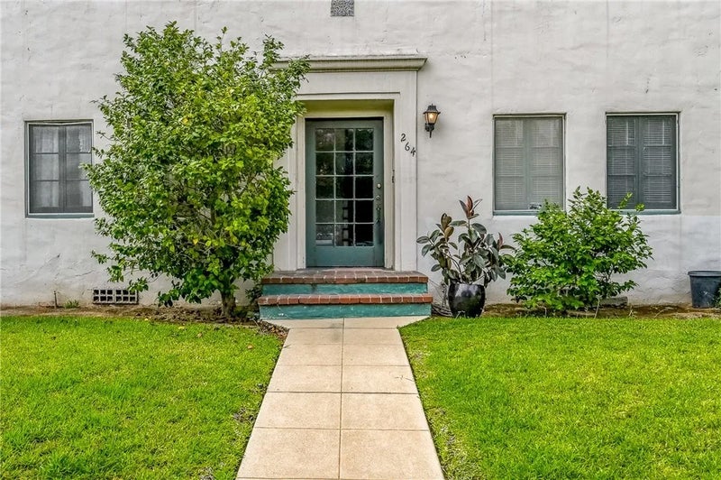 264 E Glenarm