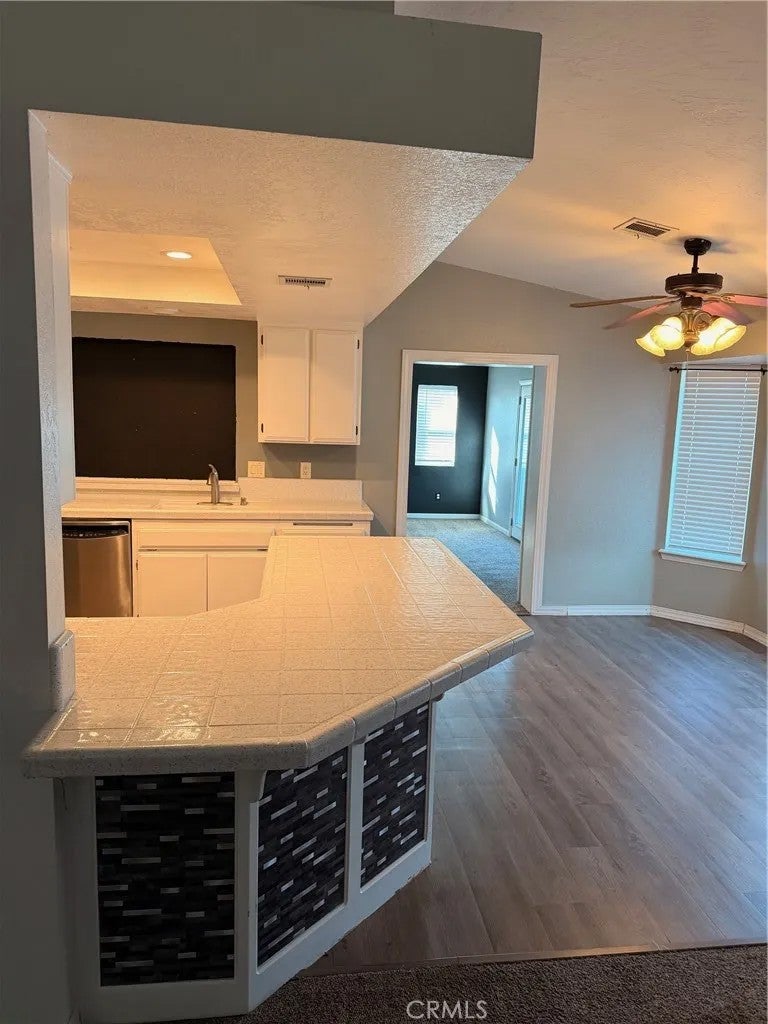 9154 Coleridge