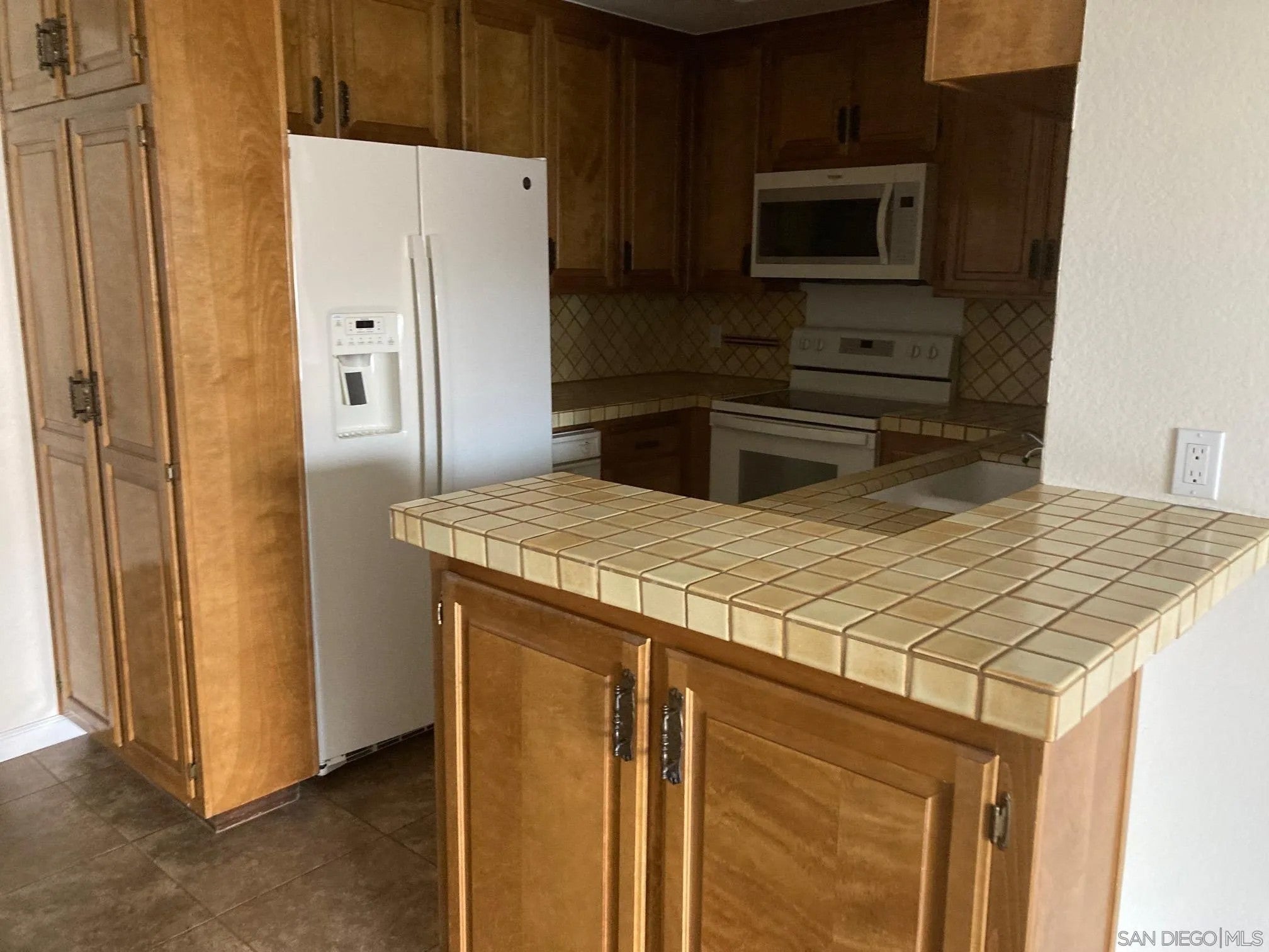 750 State St 406