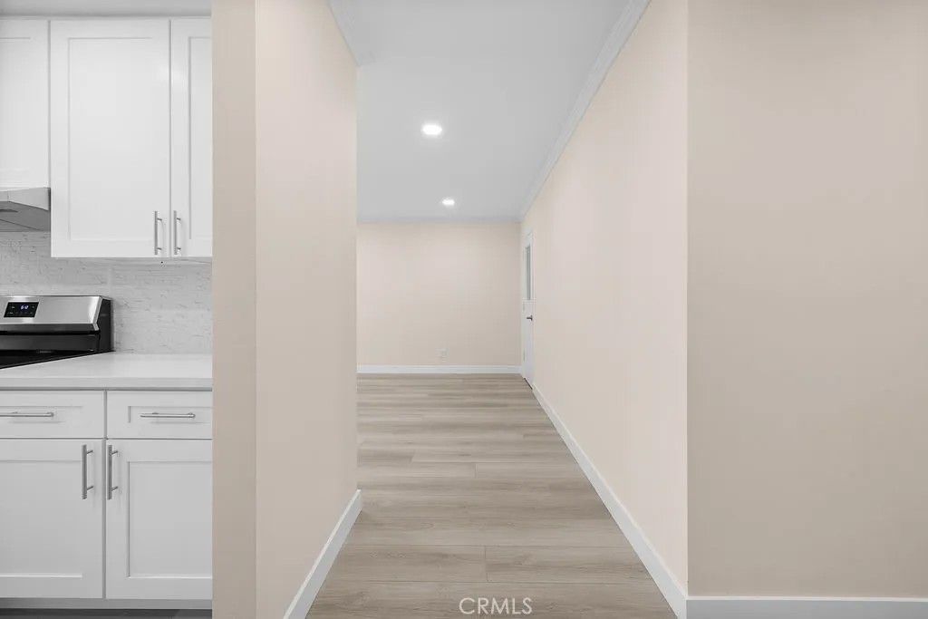 Photo of 1485 E Wilson Ave, Glendale, CA 91206 (MLS # GD26022170)