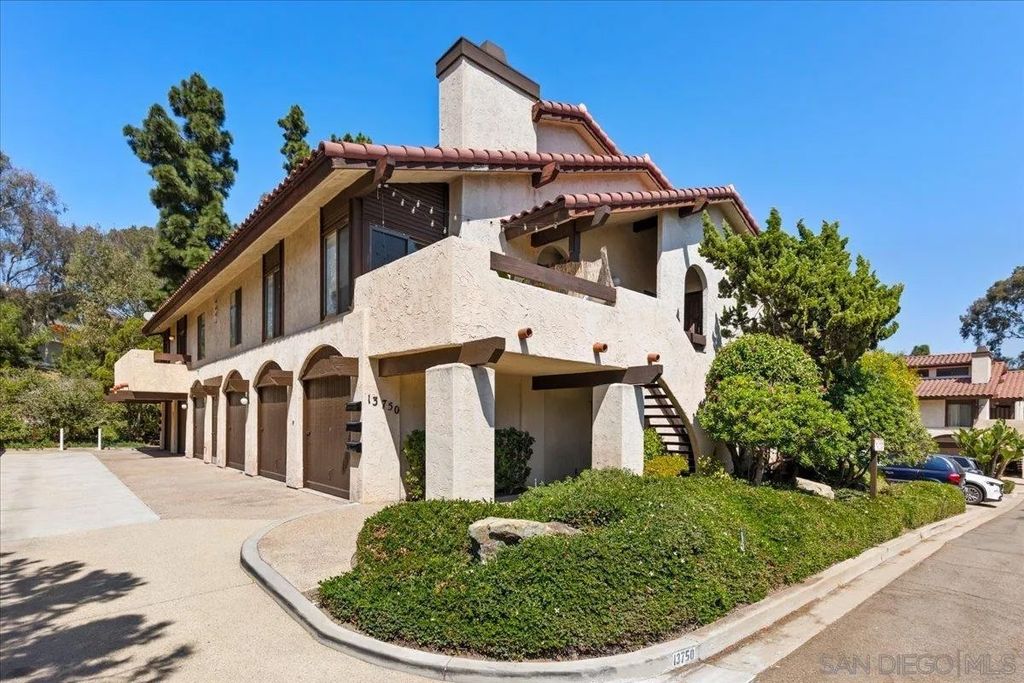 Photo of 13750 Ruette Le Parc #A, Del Mar, CA 92014 (MLS # 260006996)