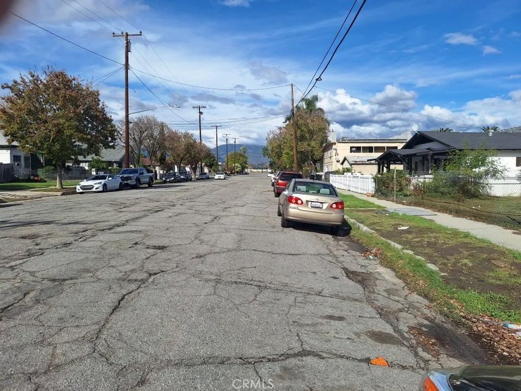 Photo of 157 N J St, San Bernardino, CA 92410 (MLS # SR26063733)