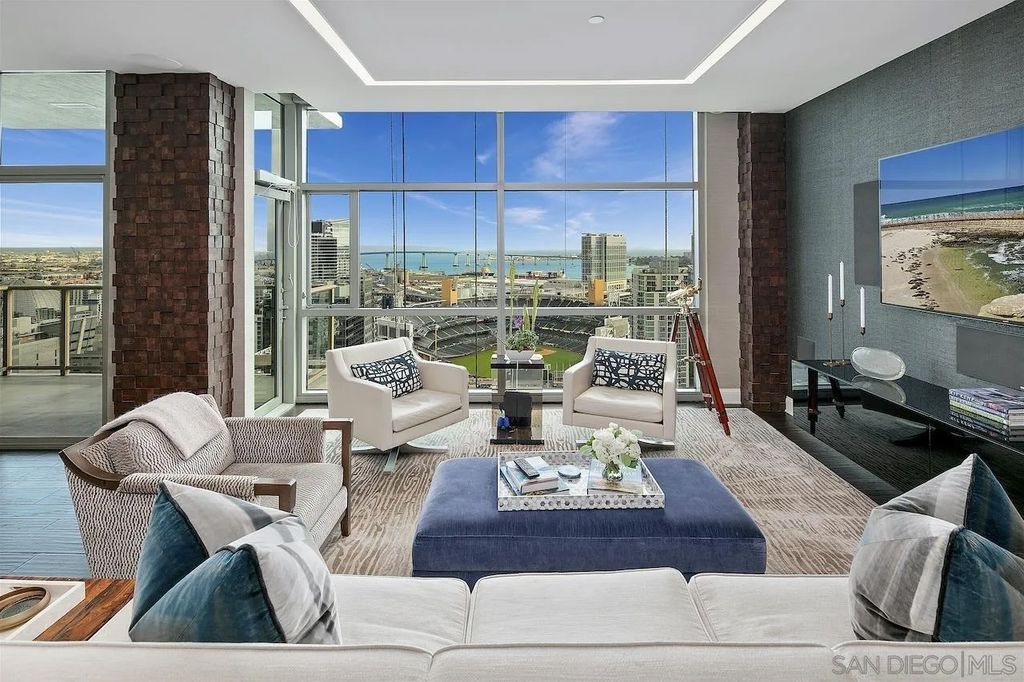 Photo of 800 The Mark Ln #2803, San Diego, CA 92101 (MLS # 260005568)