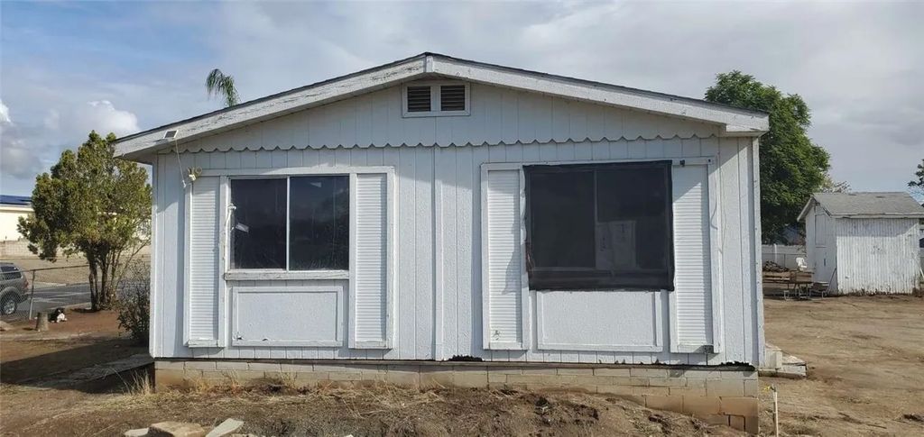 Photo of 31051 Oak Valley Drive, Homeland, CA 92548 (MLS # FR25273222)