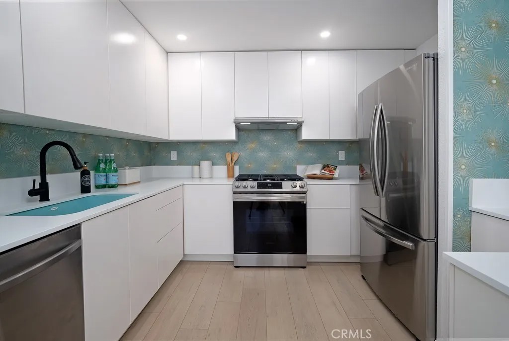 200 E Racquet Club Drive 24