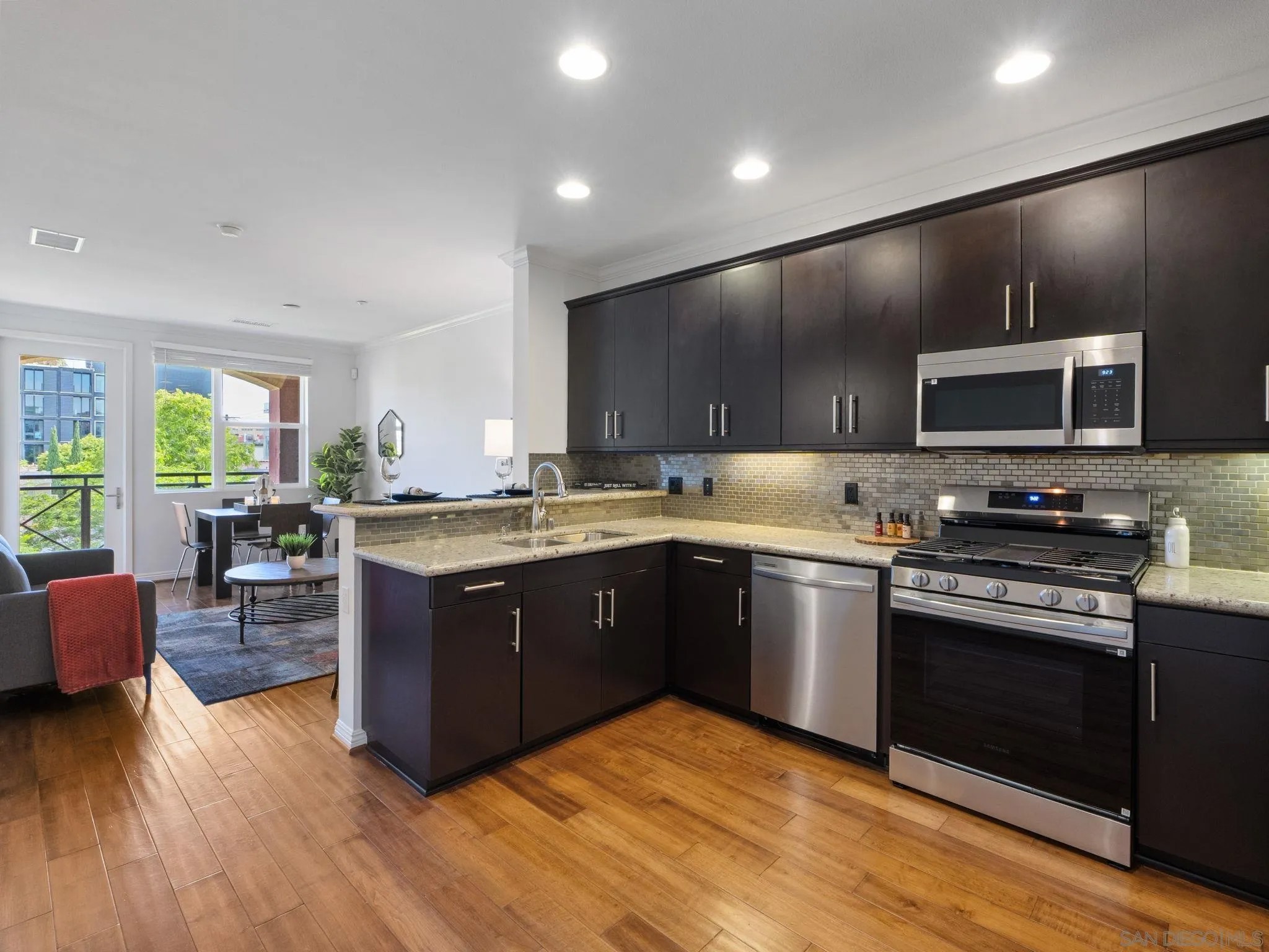3687 4th Ave 313