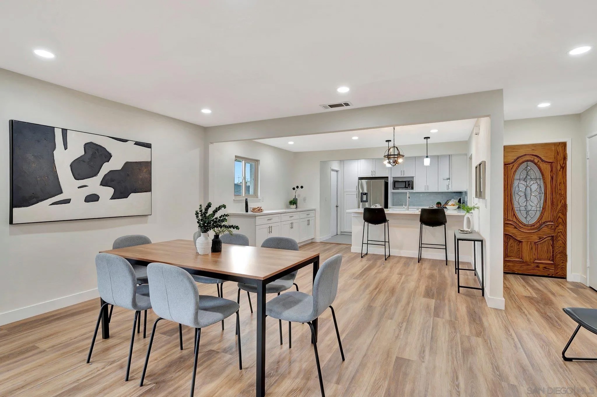 220 Middlebush Dr