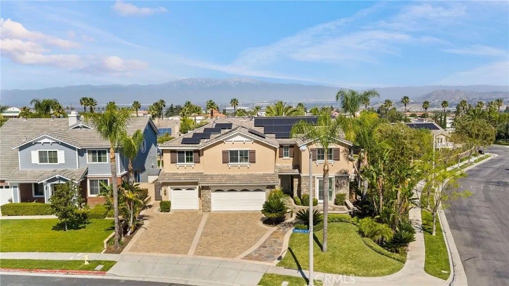 Photo of 303 Sunburst Ln, Corona, CA 92879 (MLS # OC26053925)