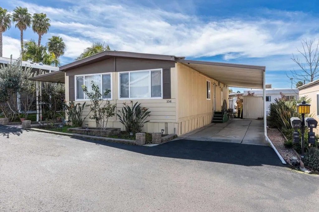 Photo of 718 Sycamore Ave #104, Vista, CA 92083 (MLS # NDP2601892)