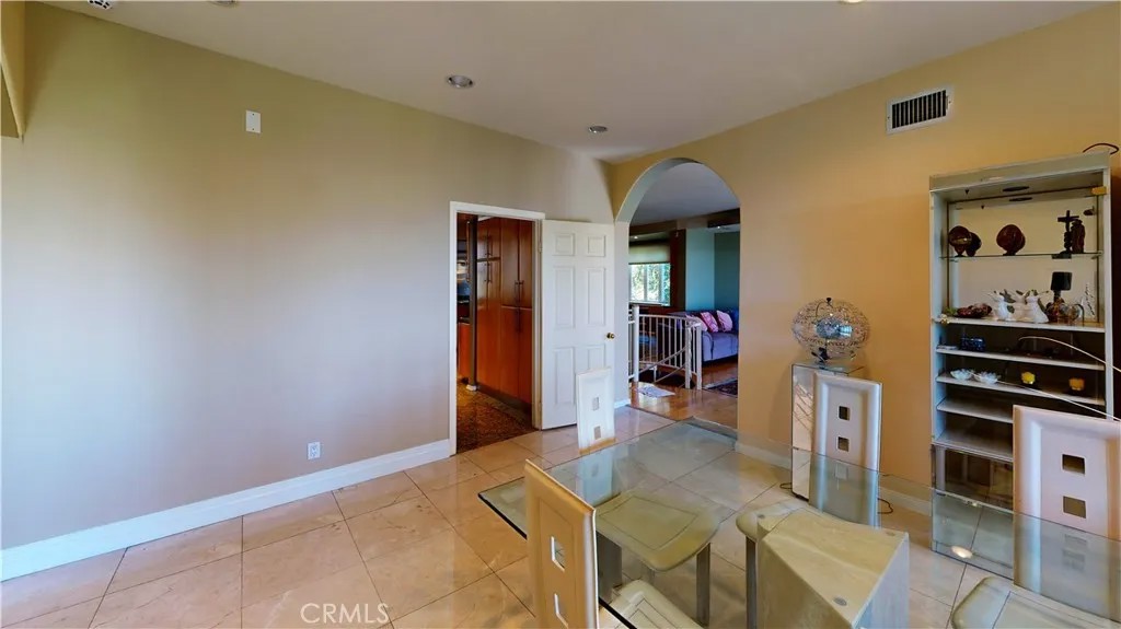 4936 Llano