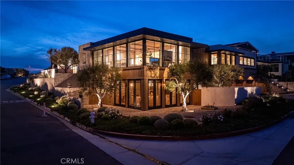 31 Monarch Bay Drive