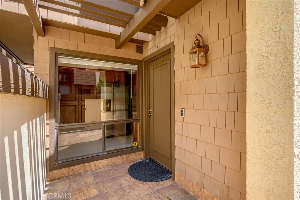 1349 N Columbus 21