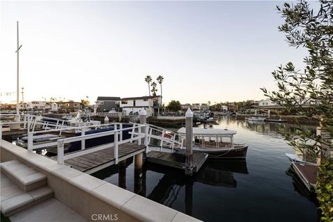 Photo of 613 36th Street, Newport Beach, CA 92663 (MLS # LG26012872)