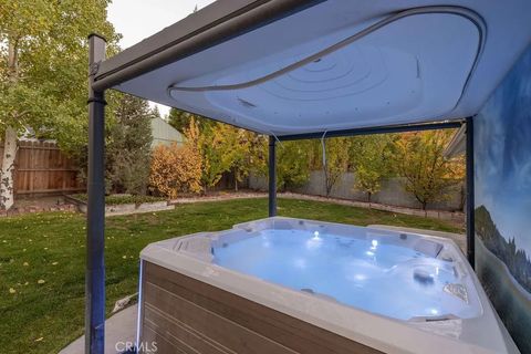 Tiny photo for 351 Feldstrasse Dr, Big Bear, CA 92315 (MLS # PW25246750)