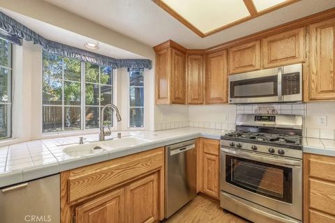 Tiny photo for 351 Feldstrasse Dr, Big Bear, CA 92315 (MLS # PW25246750)