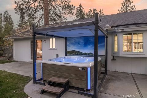 Tiny photo for 351 Feldstrasse Dr, Big Bear, CA 92315 (MLS # PW25246750)