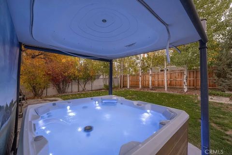 Tiny photo for 351 Feldstrasse Dr, Big Bear, CA 92315 (MLS # PW25246750)