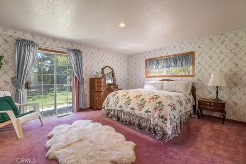 Tiny photo for 351 Feldstrasse Dr, Big Bear, CA 92315 (MLS # PW25246750)