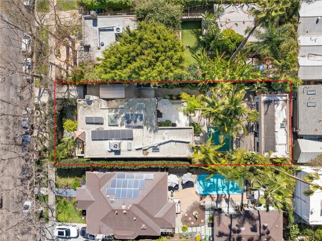737 N Orange Drive