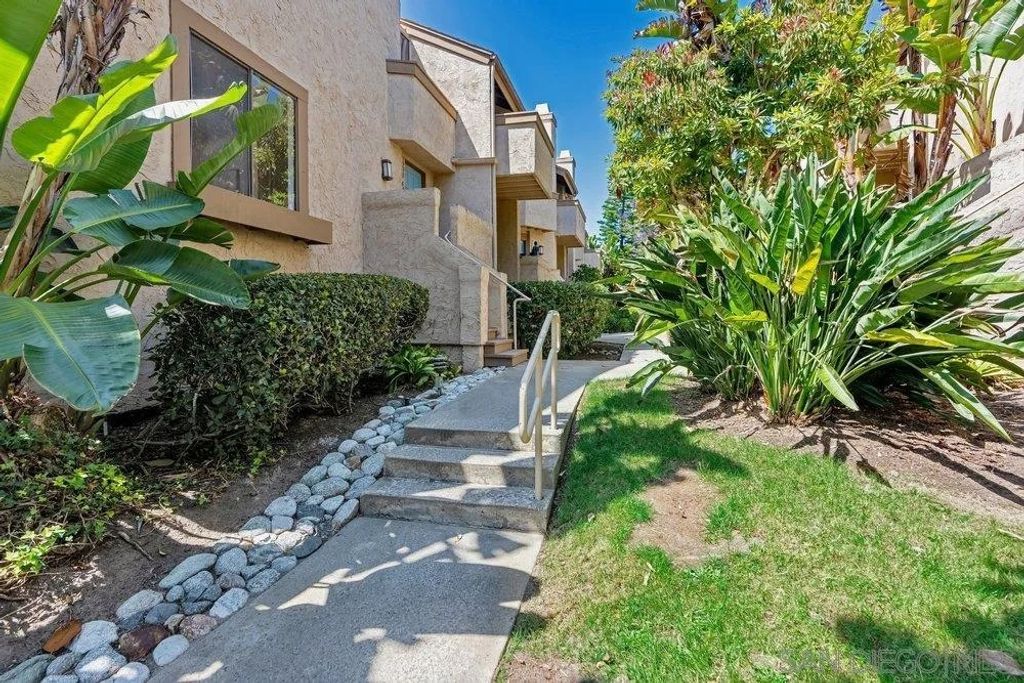 Photo of 3290 Via Marin #60, La Jolla, CA 92037 (MLS # 260011922)