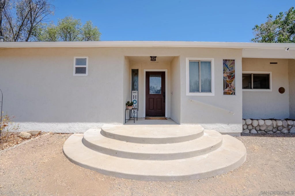 Photo of 2335 Beverly Street, Ramona, CA 92065 (MLS # 260019384)