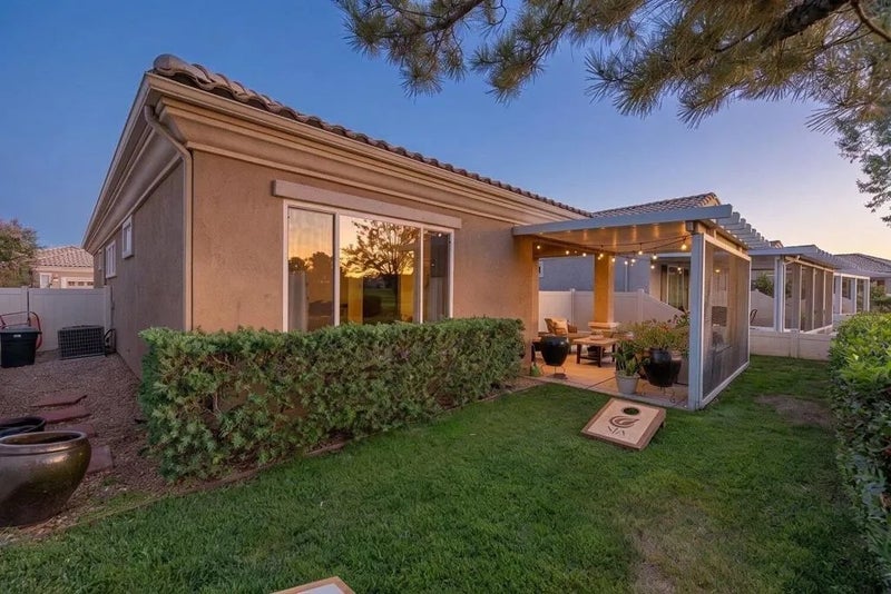 4836 Rolling Hills Avenue