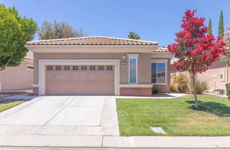 4836 Rolling Hills Avenue