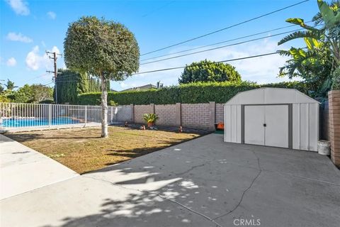 Tiny photo for 13082 Palomar Way, North Tustin, CA 92705 (MLS # NP25244241)