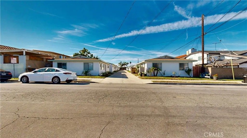 Photo of 25045 Walnut St, Lomita, CA 90717 (MLS # SB26009712)