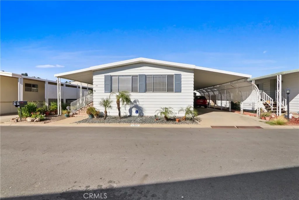 3800 Bradford St. 270