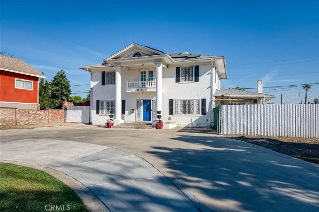 Photo of 1407 E Princeton Ave, Fresno, CA 93704 (MLS # FR26068946)