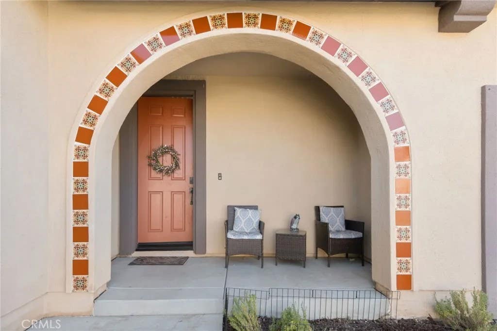 Photo of 34109 Kensington Street, Murrieta, CA 92563 (MLS # SW26120083)